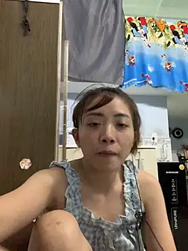 Snapshot of Minee1202 chatting on March 11, 2026, 2:39 am Minee1202 online show from March 11, 2026, 2:39 am