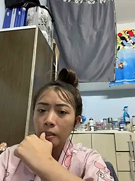 Snapshot of Minee1202 chatting on March 20, 2026, 1:21 am Minee1202 online show from March 20, 2026, 1:21 am