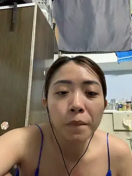 Snapshot of Minee1202 chatting on April 6, 2026, 2:53 am Minee1202 online show from April 6, 2026, 2:53 am