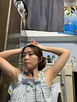 Minee1202 online show from July 5, 2026, 9:27 am