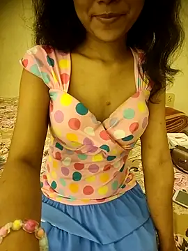 Snapshot of Snaya-baby chatting on November 17, 2025, 12:22 pm Snaya-baby online show from November 17, 2025, 12:22 pm