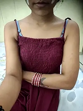 Snaya-baby online show from April 7, 2026, 5:57 pm