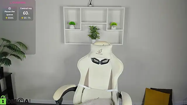 Snapshot of Allice_Cox chatting on October 2, 2025, 1:12 am Allice Cox online show from October 2, 2025, 1:12 am