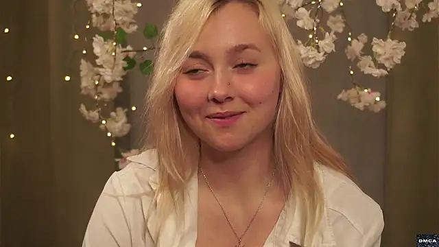 AccaCroyle online show from November 3, 2025, 7:37 pm