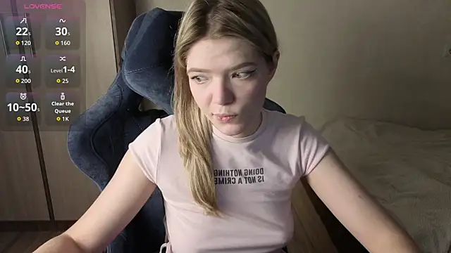 Snapshot of KatanaSVibe chatting on November 26, 2025, 11:44 am KatanaSVibe online show from November 26, 2025, 11:44 am