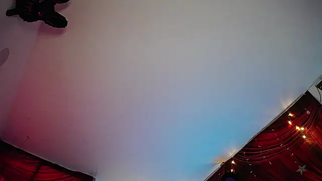 Noha Lux online show from October 7, 2025, 12:35 pm