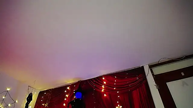 Noha Lux online show from October 8, 2025, 12:36 pm