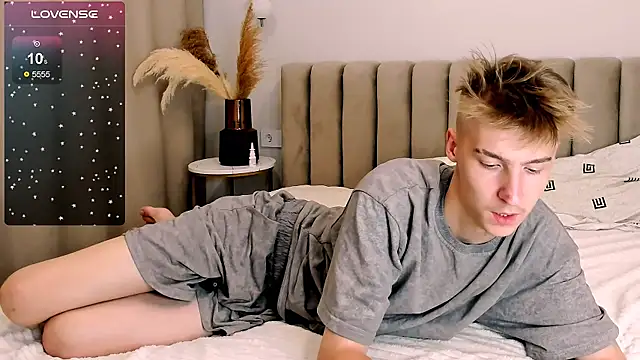 MrSexyCum4U online show from October 10, 2025, 11:04 pm