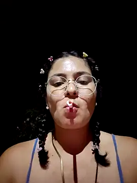 Lily-o online show from October 21, 2025, 12:11 am