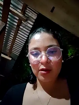 Lily-o online show from December 21, 2025, 12:51 am