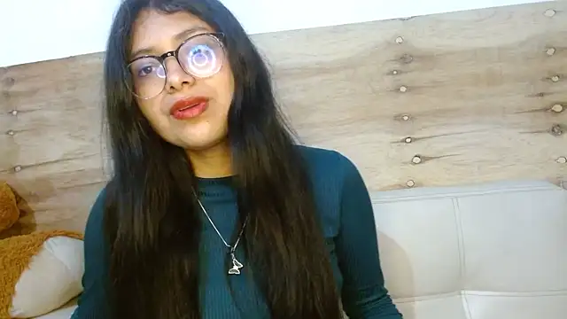 Snapshot of --MiaKhalifa-- chatting on October 28, 2025, 7:49 pm --MiaKhalifa-- online show from October 28, 2025, 7:49 pm
