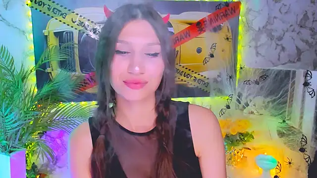 Snapshot of Mollyinyourmind chatting on October 27, 2025, 7:18 pm Mollyinyourmind online show from October 27, 2025, 7:18 pm