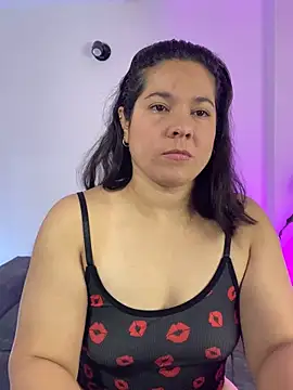 leiablack online show from October 7, 2025, 10:12 am