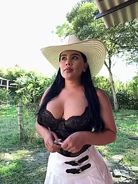 laure torres online show from February 26, 2026, 2:27 pm