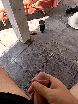 TrisalQuente online show from February 18, 2026, 6:04 pm