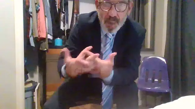 Snapshot of FoxnMouse chatting on September 10, 2025, 8:53 pm FoxnMouse online show from September 10, 2025, 8:53 pm