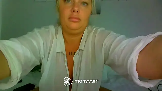 Snapshot of MARRIED-MAN-FETISH chatting on October 2, 2025, 2:29 am MARRIED-MAN-FETISH online show from October 2, 2025, 2:29 am