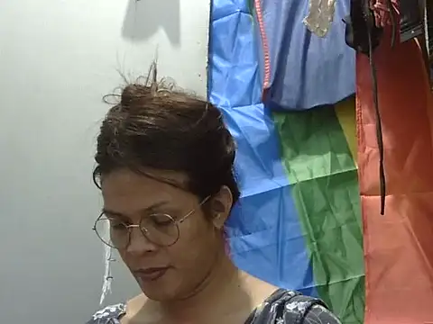 juicycum069 online show from November 7, 2025, 11:49 pm