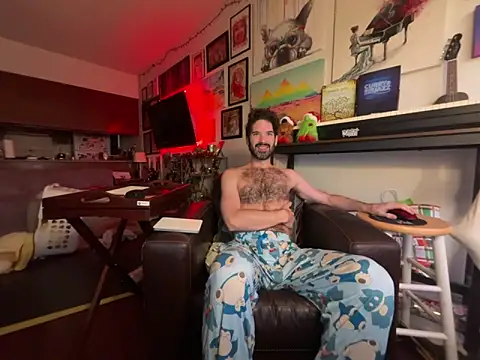 Pupscritch online show from December 18, 2025, 2:45 pm