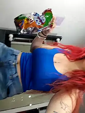 Sophie red online show from September 27, 2025, 3:55 am