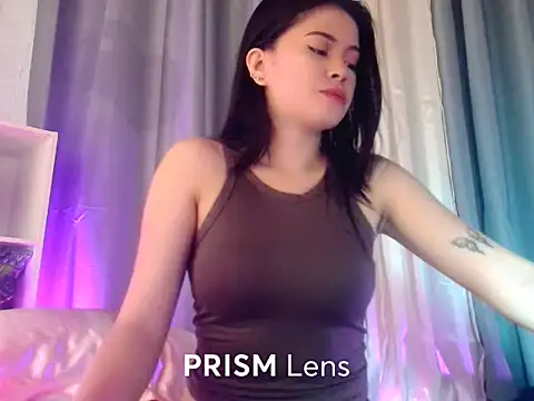 Urasian ladybug online show from March 27, 2026, 4:40 am