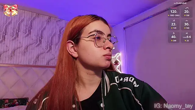 Naomy tay1 online show from December 3, 2025, 3:03 am