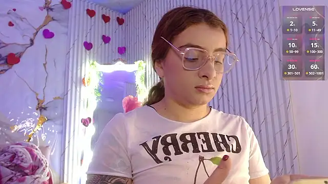 Naomy tay1 online show from March 4, 2026, 3:12 am