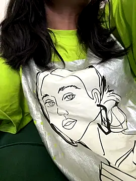 modelnishu online show from October 3, 2025, 12:02 pm