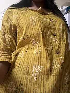 modelnishu online show from February 10, 2026, 1:15 pm