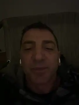 BULLBSX online show from April 5, 2026, 10:07 pm