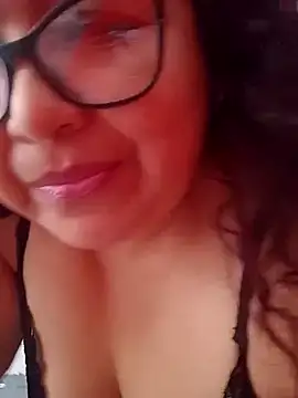 Snapshot of ladytropical1 chatting on October 8, 2025, 4:26 pm ladytropical1 online show from October 8, 2025, 4:26 pm