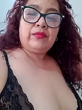 Snapshot of ladytropical1 chatting on October 29, 2025, 6:31 pm ladytropical1 online show from October 29, 2025, 6:31 pm