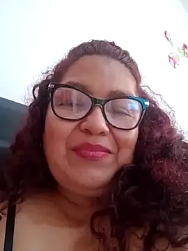 Snapshot of ladytropical1 chatting on November 8, 2025, 7:56 pm ladytropical1 online show from November 8, 2025, 7:56 pm