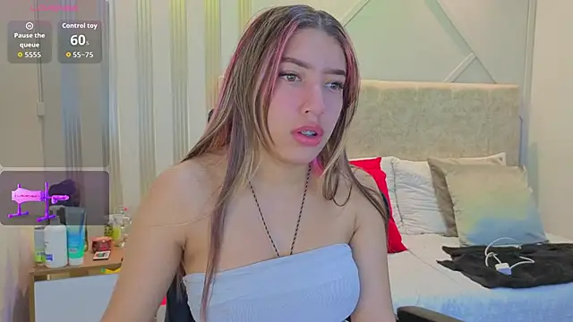 Snapshot of nami_sweet_ chatting on November 14, 2025, 12:04 pm nami sweet online show from November 14, 2025, 12:04 pm