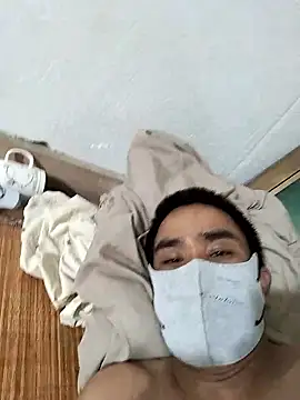 Snapshot of HoangNam20x chatting on October 12, 2025, 3:38 am HoangNam20x online show from October 12, 2025, 3:38 am