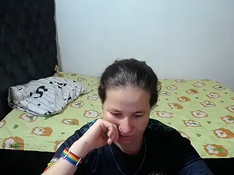 Snapshot of Valentina_charlys chatting on October 10, 2025, 11:42 am Valentina charlys online show from October 10, 2025, 11:42 am