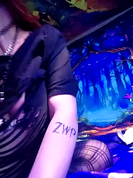 Snapshot of TWiSTYTheTwizted chatting on October 9, 2025, 5:16 am TWiSTYTheTwizted online show from October 9, 2025, 5:16 am