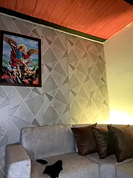 Snapshot of Alisse_taylor2 chatting on November 15, 2025, 11:29 am Alisse taylor2 online show from November 15, 2025, 11:29 am