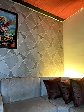 Snapshot of Alisse_taylor2 chatting on November 18, 2025, 11:36 am Alisse taylor2 online show from November 18, 2025, 11:36 am