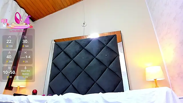 kittyy babee online show from October 1, 2025, 11:05 am