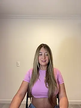 Zara Ross online show from February 20, 2026, 10:54 pm