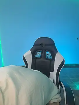 Snapshot of Casper___kyy chatting on October 25, 2025, 7:19 pm Casper kyy online show from October 25, 2025, 7:19 pm