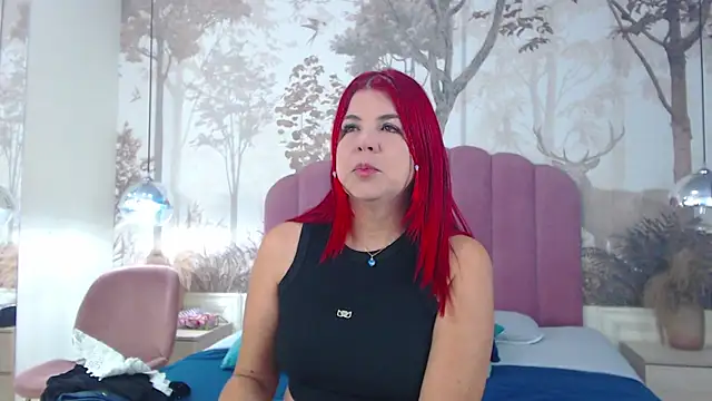 CorineRay online show from November 5, 2025, 1:44 pm