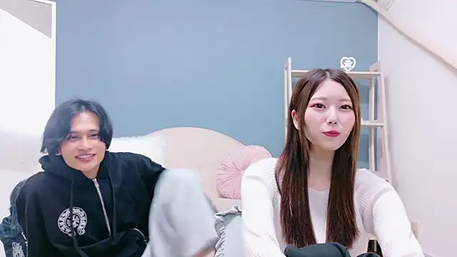 Snapshot of Reto-sama chatting on October 21, 2025, 2:51 pm Reto-sama online show from October 21, 2025, 2:51 pm