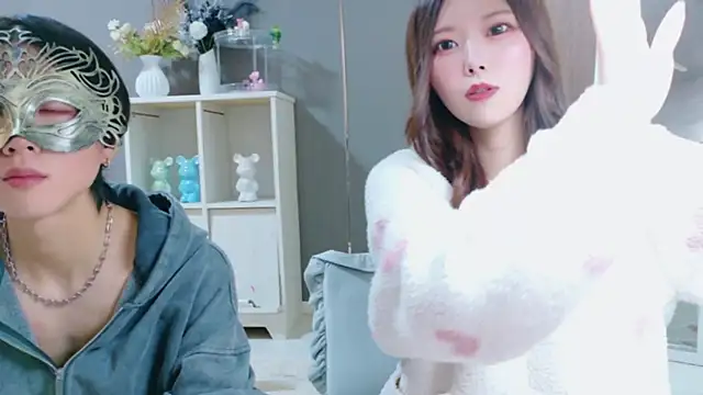 Snapshot of Reto-sama chatting on October 27, 2025, 2:54 pm Reto-sama online show from October 27, 2025, 2:54 pm