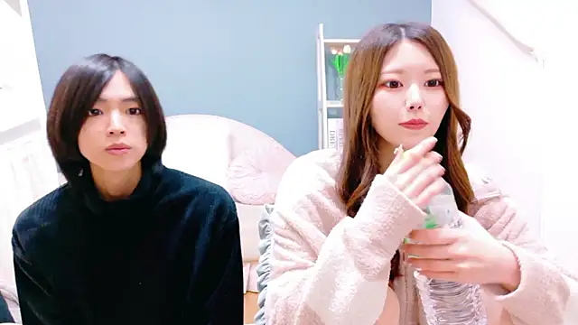 Snapshot of Reto-sama chatting on November 11, 2025, 1:11 pm Reto-sama online show from November 11, 2025, 1:11 pm