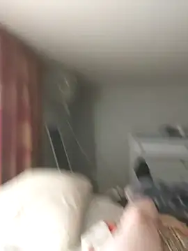 Lavoieya online show from October 12, 2025, 11:26 pm