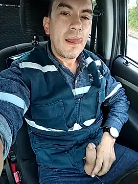 Snapshot of Blackaxes chatting on November 13, 2025, 10:30 pm Blackaxes online show from November 13, 2025, 10:30 pm