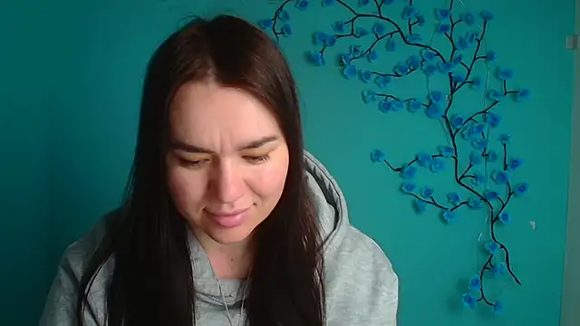 Lola Saymyname online show from April 11, 2026, 11:14 am