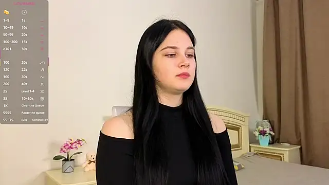 EnricaElis online show from November 17, 2025, 7:52 pm